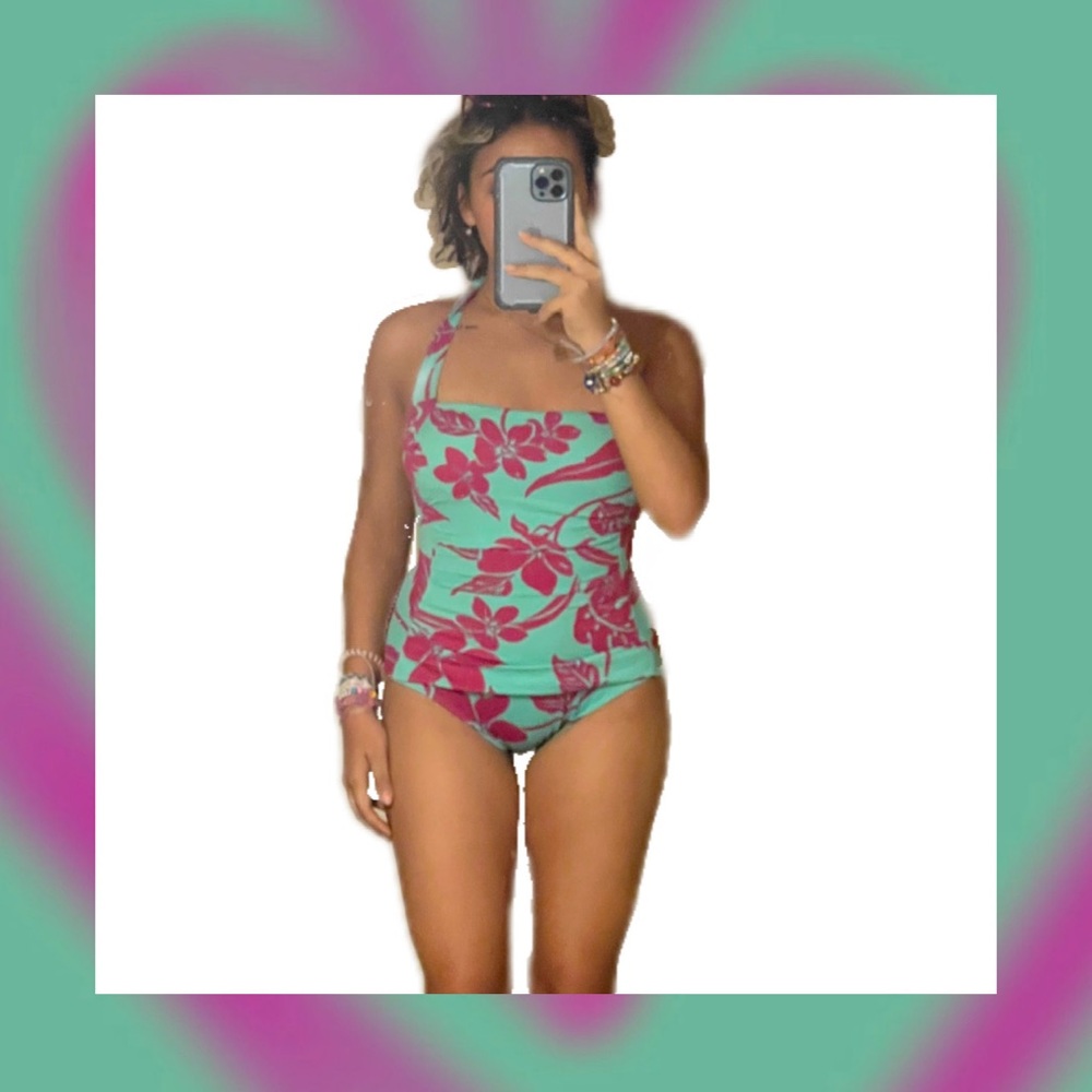 TOMMY BAHAMA ONE PIECE SWIMSUIT